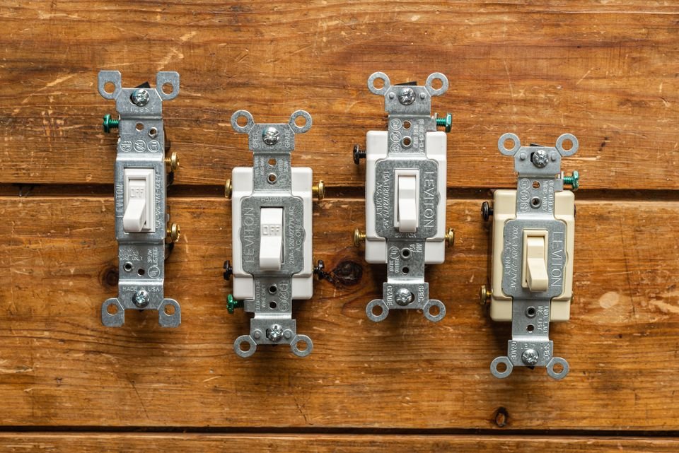Comparison: 3-Way Vs. 4-Way Vs. Single-Pole Switches: Whats The Difference?